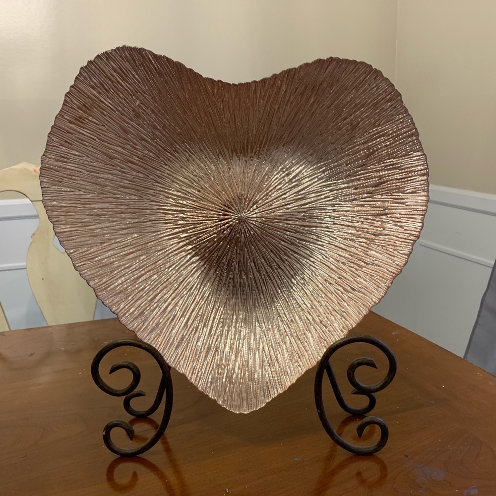 NWT AKCOM HANDMADE GLASS HEART ❤️, SO BEAUTIFUL ❤️